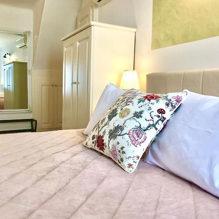 ホテル Casa Vittoria ロヴィニ 部屋 写真